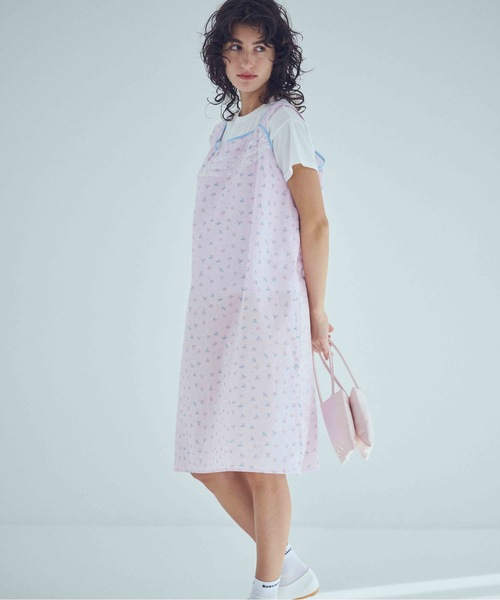 SEA(シー)の「フローラル スモックドレス(ワンピース・レディース・ピンク/ホワイト/チャコールグレー・ONE SIZE)」の3枚目の写真