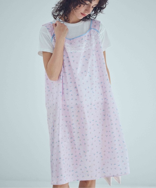 SEA(シー)の「フローラル スモックドレス(ワンピース・レディース・ピンク/ホワイト/チャコールグレー・ONE SIZE)」の5枚目の写真