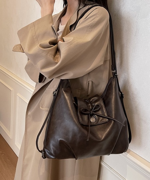 blackdia ocean(ブラックダイヤオーシャン)の「blackdia ocean リボン 2WAY レザーショルダー リュック(ショルダーバッグ・レディース・ブラック/ブラウン/キャメル・FREE)」の7枚目の写真