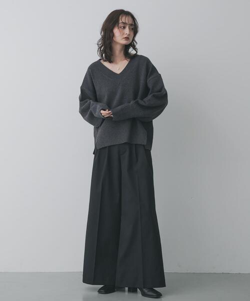 SENSE OF PLACE by URBAN RESEARCH（センスオブプレイスバイアーバンリサーチ）の「『洗濯可』サイドスリットVネックニット（ニット/セーター・レディース・ネイビー/チャコールグレー/アイボリー/ミント・ONE）」の21枚目の写真