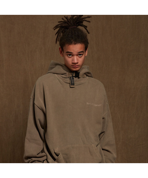 Pigment Slogan Buckle Hoodie - Brown