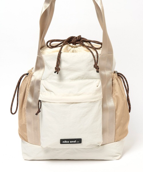 niko and...（ニコアンド）の「オリジナルドロストソフトトートバッグ（トートバッグ・レディース・アイボリー/ブラック・0）」の7枚目の写真