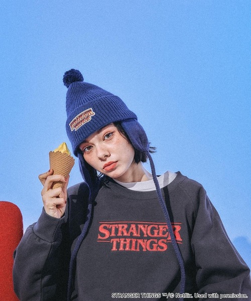 niko and...(ニコアンド)の「【STRANGER THINGS】コラボ アソートスウェットプルオーバー(スウェット・レディース・チャコール/ネイビー/ナチュラル/オフホワイト・LARGE/MEDIUM)」の19枚目の写真