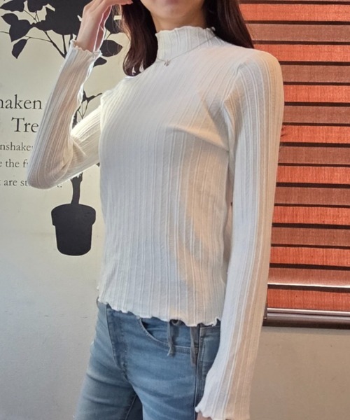 ｔｏｌｅｎｅ（トレネ）の「メロー使い ワイドリブ ハイネック トップス（Tシャツ/カットソー・レディース・ライトブルー/ブラック/イエロー/ホワイト・FREE）」の8枚目の写真