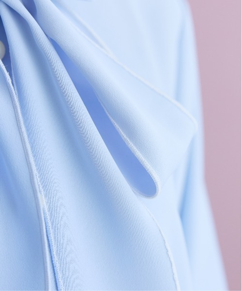 marun（マルン）の「＜大きいサイズ＞配色リボン使いブラウス marun（シャツ/ブラウス・レディース・オフホワイト/サックスブルー・5L/4L/3L/LL/L）」の21枚目の写真