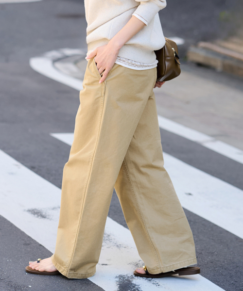 FRAMeWORK（フレームワーク）の「チノパンツ（チノパンツ・レディース・ホワイト/ベージュ・40/38/36）」の2枚目の写真