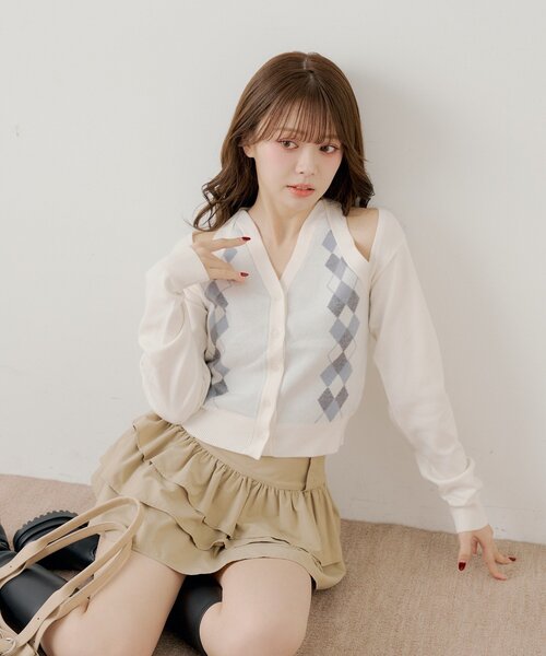 Chico(チコ)の「肩スリットアーガイルニット(ニット/セーター・レディース・グレー/ネイビー/アイボリー・FREE)」の13枚目の写真