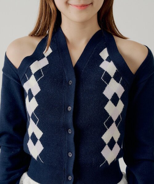 Chico(チコ)の「肩スリットアーガイルニット(ニット/セーター・レディース・グレー/ネイビー/アイボリー・FREE)」の6枚目の写真