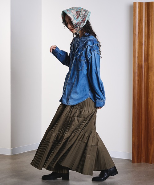 ROSE BUD（ローズバッド）の「FRILL DENIM SHIRTS（シャツ/ブラウス・レディース・ブラック/インディゴブルー・ONE SIZE）」の17枚目の写真