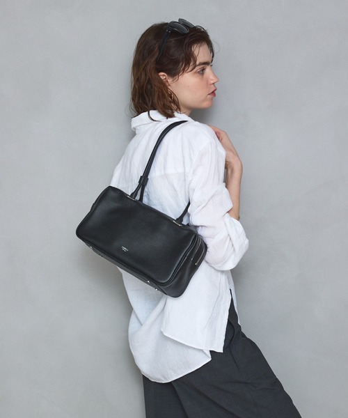 LOWELL things（ロウェル　シングス）の「Raffy/レザーボストン（ボストンバッグ・レディース・アイボリー/グレイッシュベージュ/ブラック・フリー）」の12枚目の写真