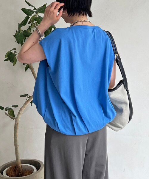 un dix cors(アンディコール)の「タックバルーンワンポイント刺繍T(Tシャツ/カットソー・レディース・ブラック/オフホワイト・FREE)」の7枚目の写真