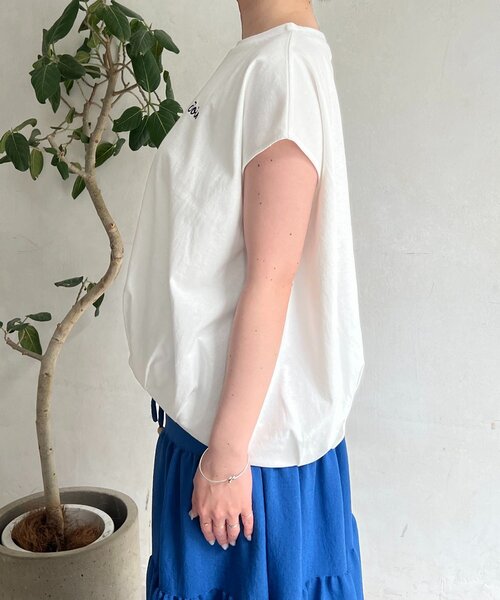 un dix cors(アンディコール)の「タックバルーンワンポイント刺繍T(Tシャツ/カットソー・レディース・ブラック/オフホワイト・FREE)」の16枚目の写真