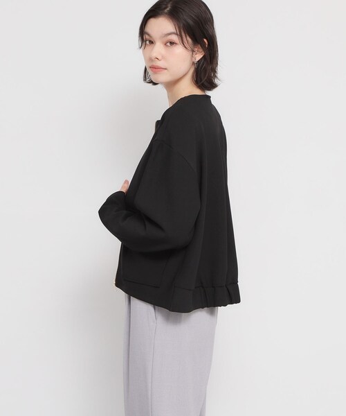 THE SHOP TK (ザ ショップ ティーケー )の「【オンオフ問わず活躍】ダンボールカルゼジャケット(ノーカラージャケット・レディース・ライトベージュ/ブラック・13/12)」の10枚目の写真