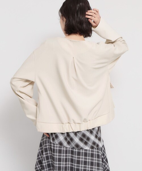 THE SHOP TK (ザ ショップ ティーケー )の「【オンオフ問わず活躍】ダンボールカルゼジャケット(ノーカラージャケット・レディース・ライトベージュ/ブラック・13/12)」の15枚目の写真