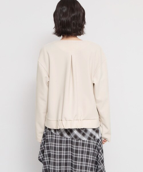 THE SHOP TK (ザ ショップ ティーケー )の「【オンオフ問わず活躍】ダンボールカルゼジャケット(ノーカラージャケット・レディース・ライトベージュ/ブラック・13/12)」の3枚目の写真