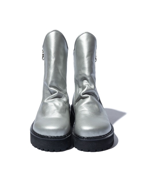 glamb(グラム)の「Drape Leather Boots / ドレープレザーブーツ(ブーツ・メンズ・ブラック/ブラウン/シルバー・25/26/27/28)」の6枚目の写真