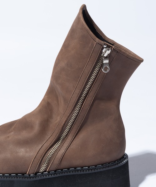 glamb(グラム)の「Drape Leather Boots / ドレープレザーブーツ(ブーツ・メンズ・ブラック/ブラウン/シルバー・25/26/27/28)」の19枚目の写真