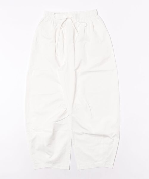 W:Huku(フーク)の「【W:Huku / スムースタッチコットン】バレルレッグ イージーパンツ / Smooth Touch Cotton Easy Pants(その他パンツ・レディース・ベージュ系その他/ブラック/オフホワイト・FREE)」の11枚目の写真