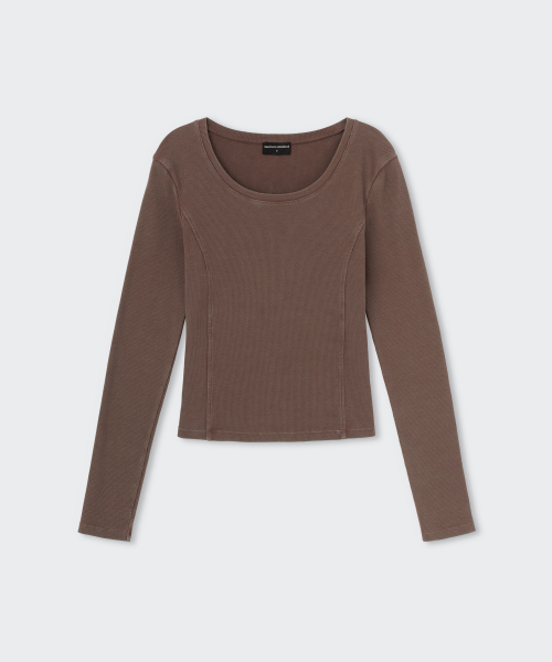 MUSINSA STANDARD WOMAN（ムシンサスタンダードウーマン）の「ウィメンズピグメントリブスリムスクープネック長袖Tシャツ[ブラウン]（Tシャツ/カットソー・レディース・その他・X-SMALL/SMALL/MEDIUM/LARGE）」の4枚目の写真