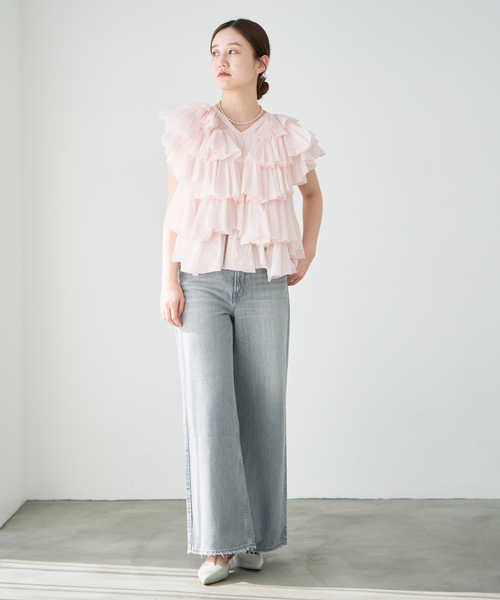 IENA（イエナ）の「AAYUSHI/アユーシ レイヤードラッフルブラウス SFN0715（シャツ/ブラウス・レディース・ピンク/ブラック・FREE）」の22枚目の写真