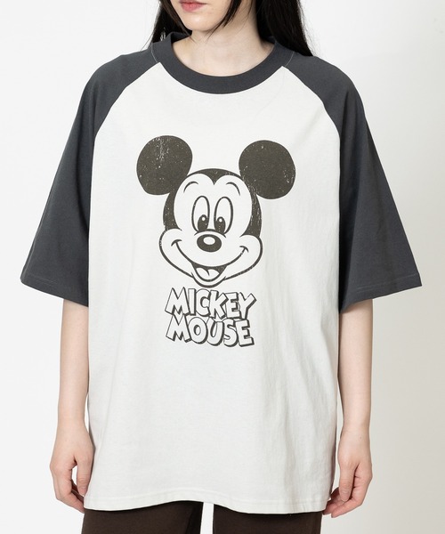 Disney(ディズニー)の「【15】〔Disney/ディズニー〕ミッキーマウス ユーズドライク フェイスプリント 半袖ラグランスリーブTシャツ(Tシャツ/カットソー・メンズ・アイボリー/ブルーグレー/スミクロ/ライトイエロー・MEDIUM/LARGE/X-LARGE)」の14枚目の写真