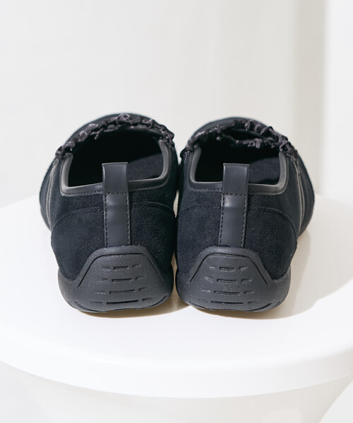 FREAK'S STORE(フリークスストア)の「限定展開 メリージェーン 2ストラップ ギャザー スニーカー(スニーカー・レディース・ブラウン/ブラック・37/36/38)」の14枚目の写真