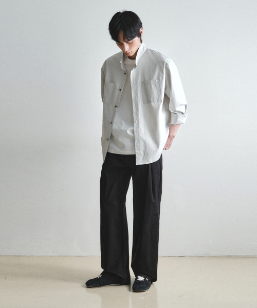 WEDNESDAY OASIS(ウェンズデーオアシス)の「ディープタックワイドコットンパンツ_BLACK(W26PT03)(その他パンツ・メンズ・ブラック・MEDIUM/LARGE/X-LARGE)」の4枚目の写真