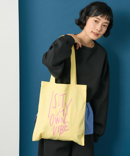 FREAK'S STORE(フリークスストア)の「藤本美貴 × FREAK'S STORE/フリークスストア メッセージ ロゴ トートバッグ/A4サイズ 展開限定(トートバッグ・レディース・レモンイエロー/ブルー/ピンク/ブラック・ONE SIZE)」の10枚目の写真