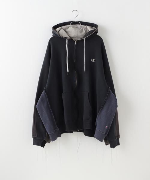 DISCOVERED(ディスカバード)の「DISCOVERED / ディスカバード Band Tee Dolman Zip Hoodie(パーカー・メンズ・ブラック・FREE)」の1枚目の写真