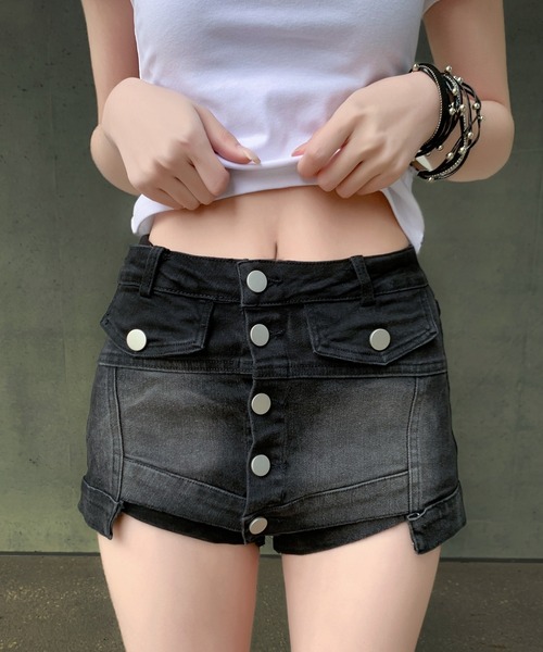 VEILA(ヴェイラ)の「フロントボタンデザイン 美脚デニムショートパンツ(デニムパンツ・レディース・ブラック・L/M/S)」の7枚目の写真