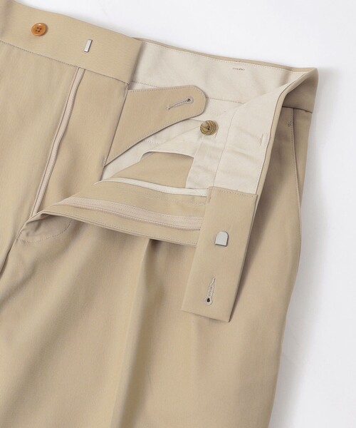 MACKINTOSH LONDON(マッキントッシュ ロンドン)の「ドライツイストチノ 2タックワイドショーツ(その他パンツ・メンズ・ベージュ系その他4・82/90/86)」の8枚目の写真