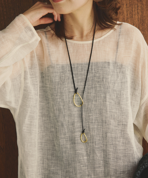 Spick & Span(スピックアンドスパン)の「《新色有り / 追加》メッシュリネンルーズプルオーバー(シャツ/ブラウス・レディース・ブラウン/アイボリー/ブラック・FREE)」の18枚目の写真