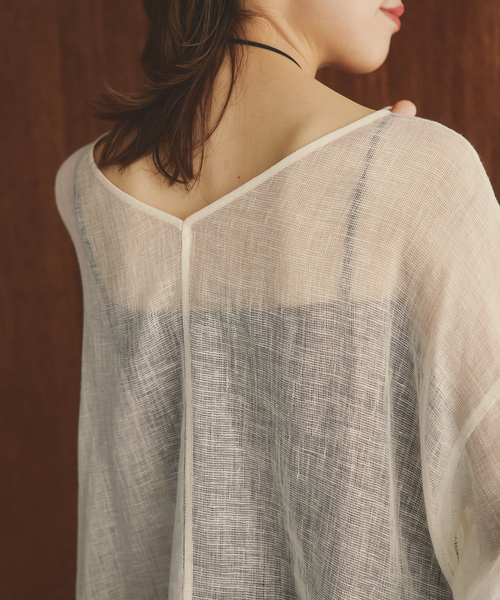Spick & Span(スピックアンドスパン)の「《新色有り / 追加》メッシュリネンルーズプルオーバー(シャツ/ブラウス・レディース・ブラウン/アイボリー/ブラック・FREE)」の19枚目の写真
