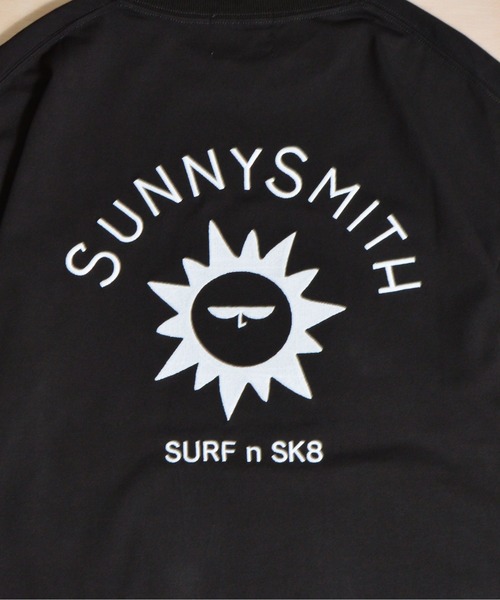Sunny Smith(サニースミス)の「【SUNNY SMITH】キャラクターアーチロゴ両面刺繍Tシャツ(Tシャツ/カットソー・メンズ・ホワイト/スミクロ/アッシュグレー・MEDIUM/LARGE)」の12枚目の写真
