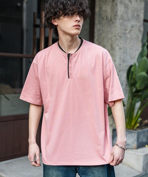 Rocky Monroe(ロッキーモンロー)の「オーバーサイズ レイヤードヘンリーネック半袖Tシャツ(Tシャツ/カットソー・メンズ・ピンク/ネイビー/チャコール/ブラック/ホワイト・L/M/XL)」の5枚目の写真