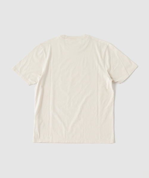 C.P. COMPANY（シーピーカンパニー）の「C.P.Company / シーピーカンパニー 30/1 JERSEY SHORT SLV LOGO TS（Tシャツ/カットソー・メンズ・アイボリー/ネイビー・LARGE/MEDIUM）」の3枚目の写真