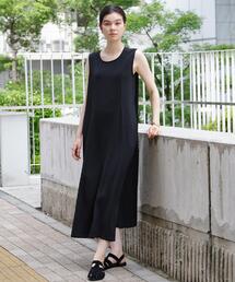 THE SHOP TK | 【ひんやり/防しわ/吸水速乾/UV】美しさを1日中キープ ノースリーブフレアワンピース(ワンピース)
