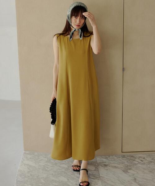 THE SHOP TK (ザ ショップ ティーケー )の「【ひんやり/防しわ/吸水速乾/UV】美しさを1日中キープ ノースリーブフレアワンピース(ワンピース・レディース・ブラック/ダークブラウン/ブルー系その他/こしょう色系6・12/13)」の5枚目の写真
