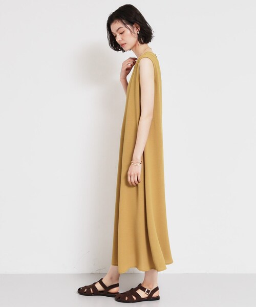 THE SHOP TK (ザ ショップ ティーケー )の「【ひんやり/防しわ/吸水速乾/UV】美しさを1日中キープ ノースリーブフレアワンピース(ワンピース・レディース・ブラック/ダークブラウン/ブルー系その他/こしょう色系6・12/13)」の22枚目の写真