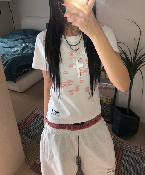 SEW-B（ソービー）の「necksss セミクロップ半袖Tシャツ [ホワイト]（Tシャツ/カットソー・レディース・その他・FREE）」の3枚目の写真