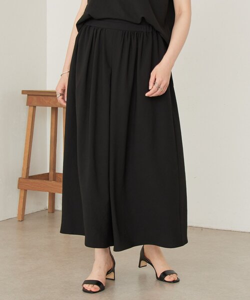 BEARDSLEY(ビアズリー)の「ストレッチジョーゼットギャザーパンツ(その他パンツ・レディース・ブラック・1/0)」の2枚目の写真