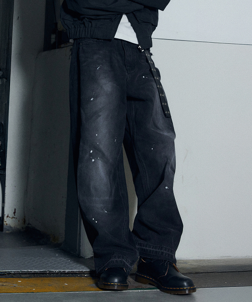 MAISON MINED(メゾンミネド)の「HAND PAINT FADED DENIM PANTS BLACK(デニムパンツ・メンズ・その他・SMALL/MEDIUM/LARGE)」の2枚目の写真