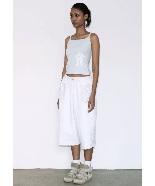 FANCY CLUB(ファンシークラブ)の「A'GEM/9 × .kom 『FANCY CLUB/ファンシークラブ』 LEOPARD SAGGING BERMUDA PANTS/レオパードサギングバミューダパンツ(スウェットパンツ・レディース・ホワイト/チャコールグレー・FREE)」の7枚目の写真