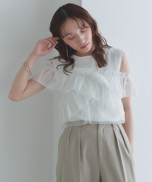 ECLAM（クラム）の「[ECLAM]【SET】2wayチュールフリルベスト×ノースリーブカットソー（Tシャツ/カットソー・レディース・オフホワイト/ブラック系その他2・L/M）」の7枚目の写真