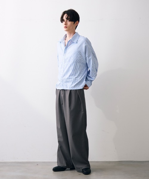 Shoowtime(ショウタイム)の「Cropped blue stripe shirt / ショート丈ブルーストライプシャツ(シャツ/ブラウス・メンズ・ブルー系その他・MEDIUM/LARGE/X-LARGE)」の6枚目の写真