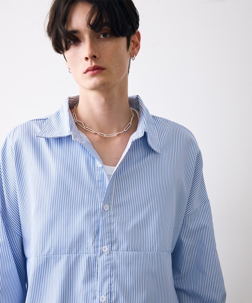 Shoowtime(ショウタイム)の「Cropped blue stripe shirt / ショート丈ブルーストライプシャツ(シャツ/ブラウス・メンズ・ブルー系その他・MEDIUM/LARGE/X-LARGE)」の9枚目の写真