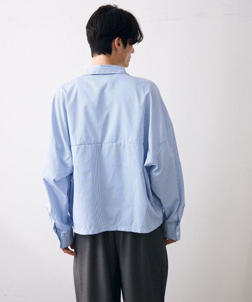 Shoowtime(ショウタイム)の「Cropped blue stripe shirt / ショート丈ブルーストライプシャツ(シャツ/ブラウス・メンズ・ブルー系その他・MEDIUM/LARGE/X-LARGE)」の10枚目の写真