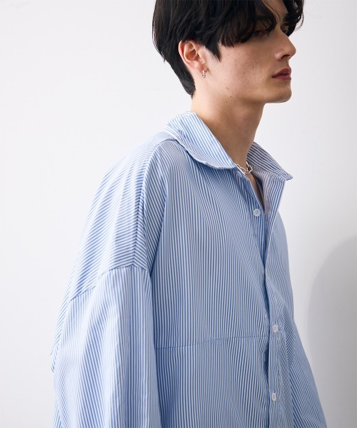 Shoowtime(ショウタイム)の「Cropped blue stripe shirt / ショート丈ブルーストライプシャツ(シャツ/ブラウス・メンズ・ブルー系その他・MEDIUM/LARGE/X-LARGE)」の11枚目の写真