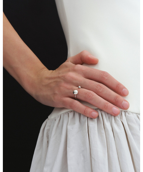 ANOTHERLAYER(アナザーレイヤー)の「Orbis Ring (silver925)(リング・レディース・シルバー・FREE)」の1枚目の写真