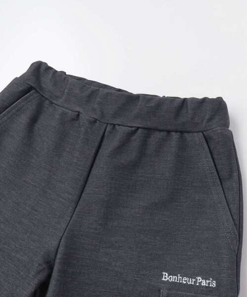 BeBe(ベベ)の「デニムニットストレッチカーゴハーフパンツ(デニムパンツ・キッズ・ネイビー/グレー・120cm/150cm/130cm/140cm)」の10枚目の写真